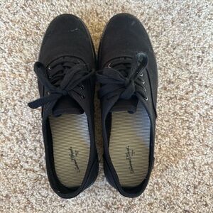 Universal Thread Black Women's Sneakers